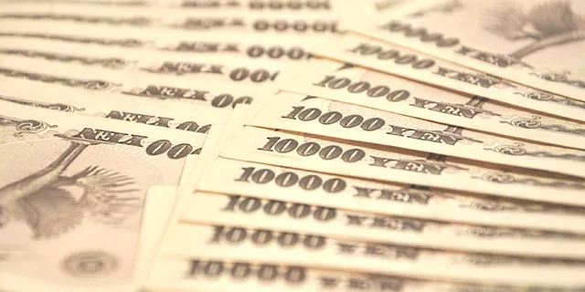 USD/JPY: 'Shooting Star' on the upper 'Window'