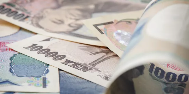 USD/JPY: 'Shooting Star' points to correction