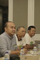 Sharing Trading Forex and Gold in Surabaya